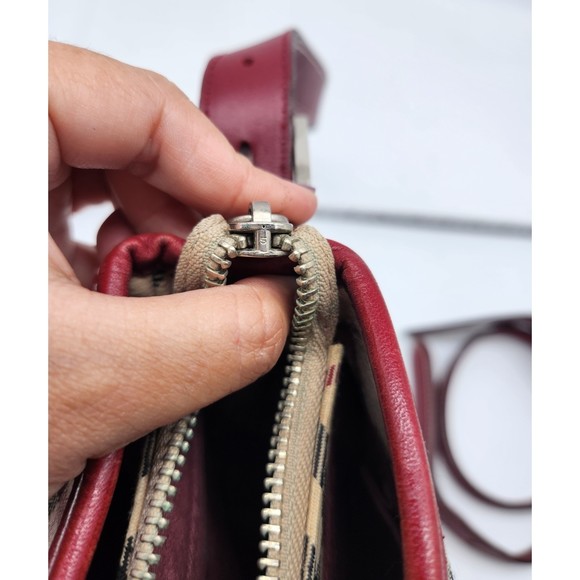 Burberry Red Crossbody Bag with Classic Check Pattern - Picture 15 of 15